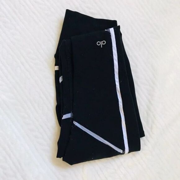 Alo Yoga High‎ Rise leggings - Picture 5 of 6